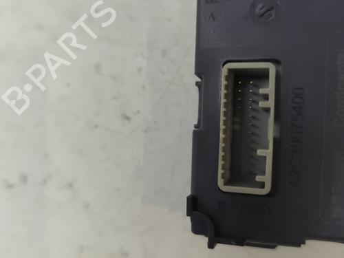 Used Card reader Card reader RENAULT CLIO IV (BH_) 0.9 TCe 90 (BHNF, BHMA, BHMH, BHJK, BHJR) (90 hp) 29194034 29194034