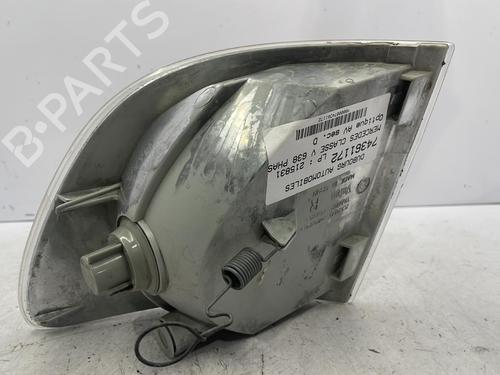 Used Right front indicator Right front indicator MERCEDES-BENZ V-CLASS (638/2) V 220 CDI (638.294) (122 hp) 22828088 22828088