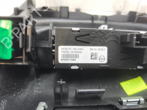 Used Interior roof light Interior roof light PEUGEOT 3008 II SUV (MC_, MR_, MJ_, M4_) 1.6 THP 165 (M45GYW, M45GZW, M45GYV) (165 hp) 33744882 33744882