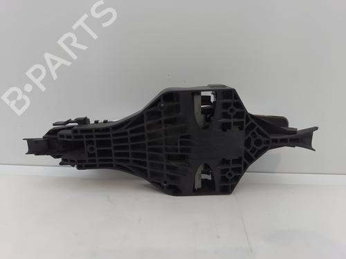 front-right-exterior-door-handle-land-rover-discovery-sport-l550-2014-32703750 main image