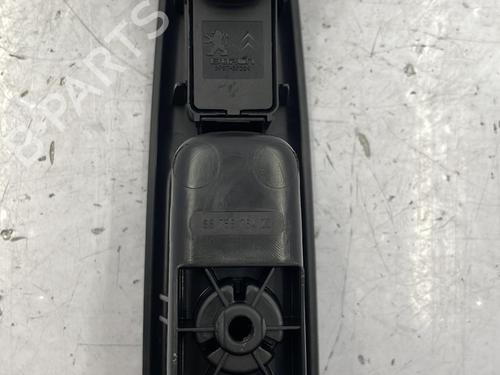 Right rear window switch PEUGEOT 5008 (0U_, 0E_) 2.0 HDi 150 / BlueHDi 150 | BP22830998I28 