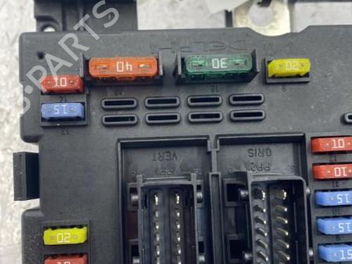 Used Fuse box Fuse box PEUGEOT 307 (3A/C) 2.0 16V (136 hp) 22842647 22842647