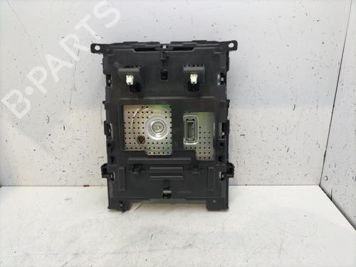 display-monitor-renault-megane-iv-grandtour-k9amn_-2016-28482246 main image