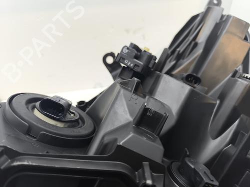 Right headlight TOYOTA VERSO (_R2_) 1.6 (ZGR20_, ZGR20R) | BP30397016C29 