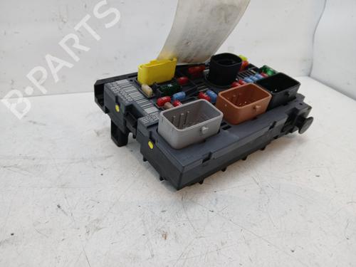 Fuse box PEUGEOT 308 SW I (4E_, 4H_) 1.6 HDi | BP29834397E1