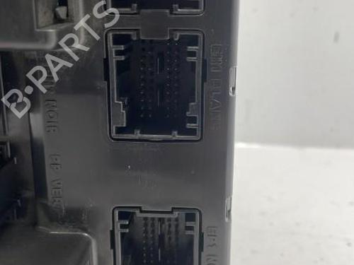 Used Fuse box Fuse box PEUGEOT 307 (3A/C) 2.0 HDi 90 (90 hp) 22835776 22835776