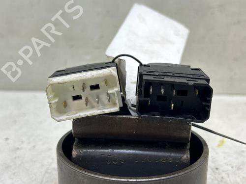 Used Left front window switch Left front window switch BLUECAR BLUEUTILITY EV50 (68 hp) 39936824 39936824