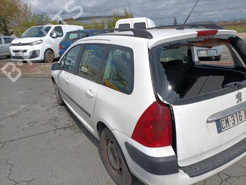 Fuse box PEUGEOT 307 Break (3E) 2.0 HDI 90 | BP26386859E1 - Image 11
