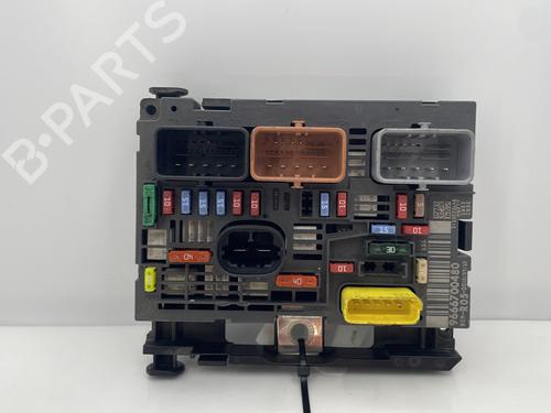 Used Fuse box PEUGEOT 308 SW I (4E_, 4H_) 1.6 HDi (92 hp) 30818928
