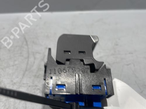 Used Switch Switch CITROËN C5 AIRCROSS (A_) 1.5 BlueHDi 130 (ACYHZJ, ACYHZR) (131 hp) 28709564 28709564