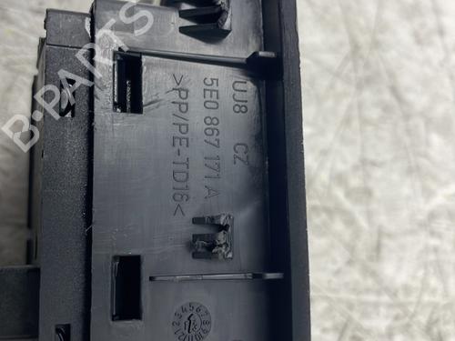 Left front window switch SKODA OCTAVIA III (5E3, NL3, NR3) 1.6 TDI | BP23829974I27 - Image 2