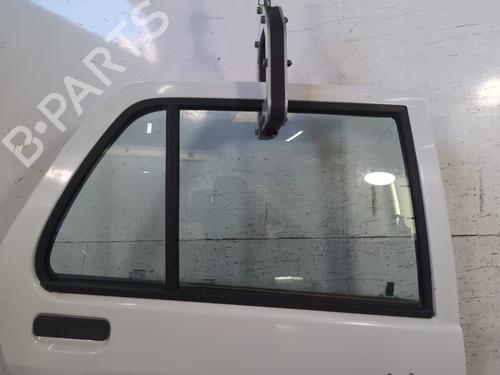 Used Right rear door Right rear door 28531817 28531817