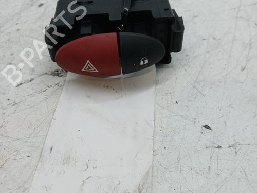 Used Warning switch Warning switch RENAULT MASTER III Van (FV) 2.3 dCi 125 FWD (FV0C, FV0D, FV0G, FV0H, FV0J, FV0K,... (125 hp) 31582173 31582173