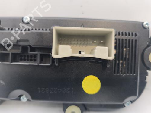 Used Climate control Climate control VW PASSAT CC B6 (357) 2.0 TDI (140 hp) 32403380 32403380