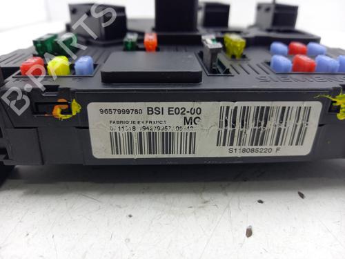 Fuse box PEUGEOT 206+ (2L_, 2M_) 1.1 | BP31621728E1