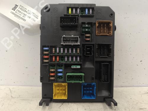 Used Fuse box CITROËN C4 II (NC_) 1.6 HDi 115 (114 hp) 24148832