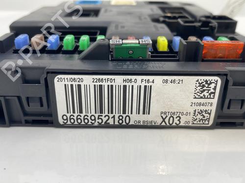 Used Fuse box Fuse box CITROËN C3 II (SC_) 1.4 (73 hp) 32445573 32445573