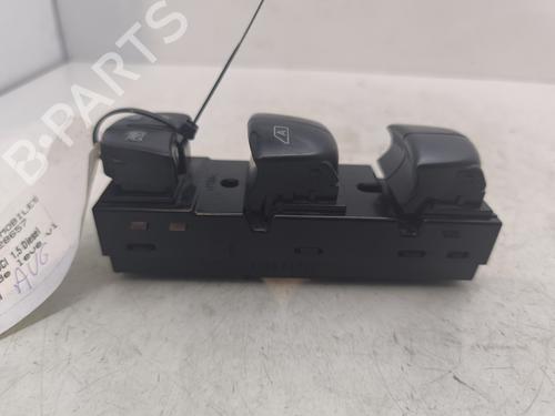 Used Switch Switch NISSAN JUKE (F15) 1.5 dCi (110 hp) 29079561 29079561