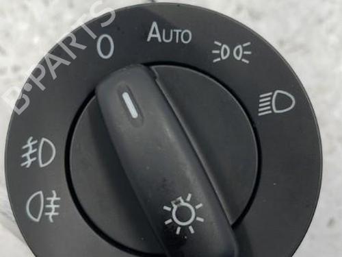 Used Headlight switch Headlight switch VW EOS (1F7, 1F8) 1.4 TSI (122 hp) 22832782 22832782