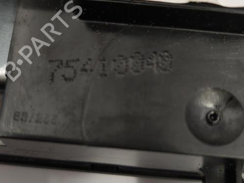 Used Instrument cluster Instrument cluster CITROËN C4 CACTUS 1.2 VTi 82 (82 hp) 22828690 22828690