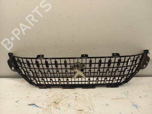 Grill PEUGEOT 2008 I (CU_) 1.2 THP 110 / PureTech 110 (110 hp) 31987851