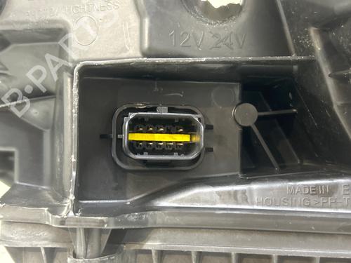 Right headlight DS DS 3 (SA_) 1.2 THP 130 (SAHNYM) | BP39528486C29 - Image 2