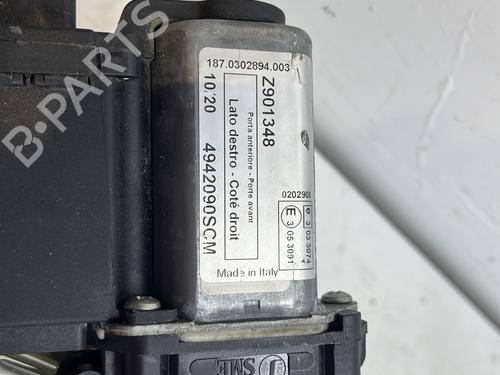 Front right window mechanism RENAULT ESPACE IV (JK0/1_) 2.0 dCi (JK01, JK02, JK1J, JK1K, JK1H) | BP29515893C23 