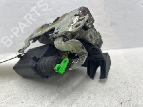 front-left-lock-dacia-duster-hs_-2010-2011-2012-2013-2014-2015-2016-2017-2018-36370795 main image