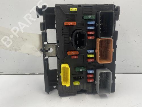 Fuse box PEUGEOT 307 (3A/C) 1.6 HDi 110 | BP22841893E1 