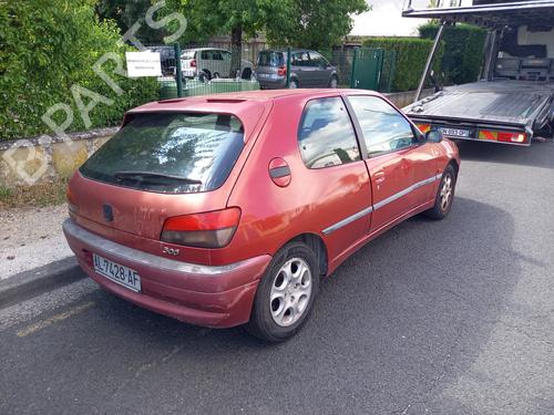 Used Parts PEUGEOT 306 Hatchback (7A, 7C, N3, N5)  1.9 D  2916585