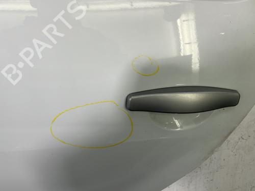 Used Left rear door Left rear door 23077877 23077877