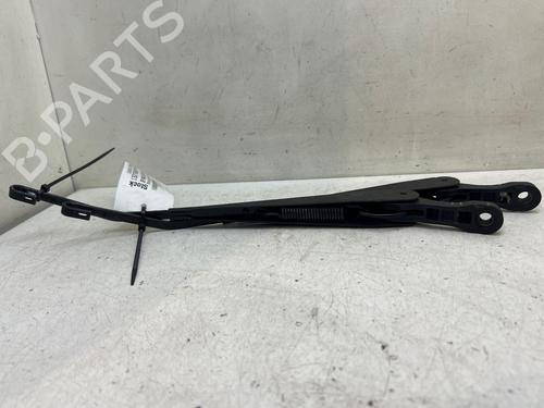 Used Front windshield wiper arm Front windshield wiper arm 39378963 39378963