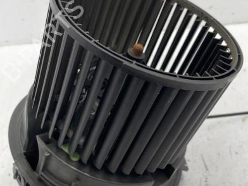 Heater blower motor RENAULT CLIO IV (BH_) 1.5 dCi 75 | BP22833467M62 