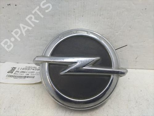 switch-opel-corsa-e-x15-2014-32228301 main image