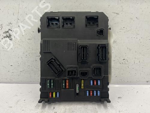 Used Fuse box PEUGEOT 206 Hatchback (2A/C) 1.1 i (60 hp) 25120672