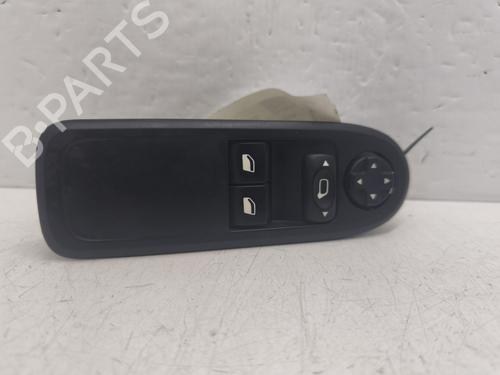 Used Left front window switch CITROËN C3 II (SC_) 1.4 HDi 70 (SC8HZC, SC8HR0, SC8HP4) (68 hp) 31035013