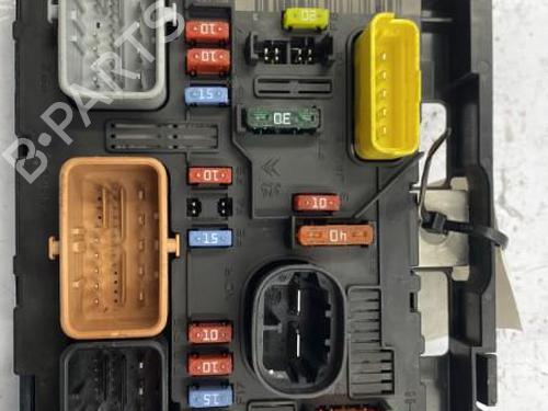 Fuse box PEUGEOT 307 Break (3E) 1.6 HDi 110 | BP22834943E1 