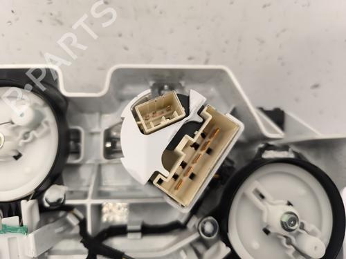 Used Climate control Climate control FIAT PANDA (312_, 319_) 1.2 (312PXA1A) (69 hp) 25758322 25758322