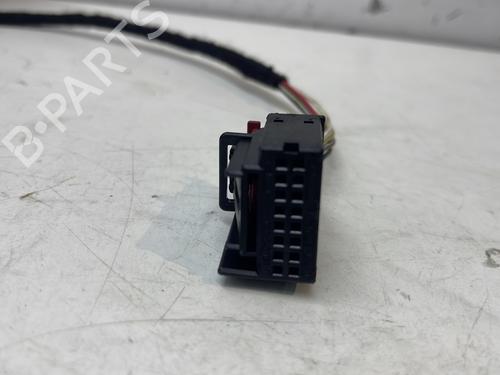 right-mirror-audi-a1-8x1-8xk-2010-2011-2012-2013-2014-2015-2016-2017-2018-2019-27183068 main image