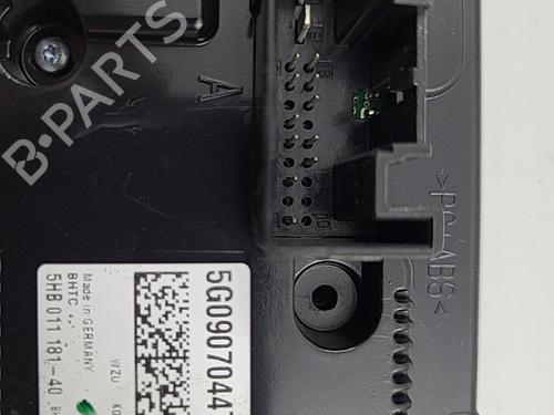 Used Climate control VW GOLF VII (5G1, BQ1, BE1, BE2) 1.6 TDI (110 hp) 22823760