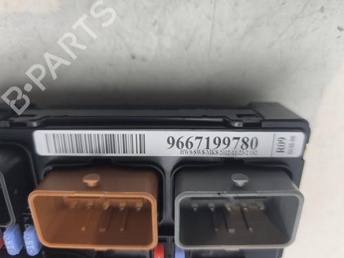 Fuse box CITROËN C3 II (SC_) 1.4 HDi 70 (SC8HZC, SC8HR0, SC8HP4) | BP27525266E1  - Image 6