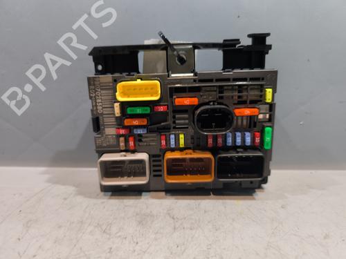 Used Fuse box CITROËN C5 III (RD_) 2.0 HDi 165 (RDRHHA, RDRHH8) (163 hp) 29439135