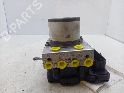 Used ABS pump ABS pump RENAULT MASTER III Van (FV) 2.3 dCi 110 FWD (FV0R, FV0W, FV1A) (110 hp) 32228373 32228373