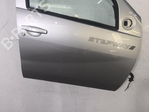 right-front-door-dacia-sandero-2008-31923697 main image