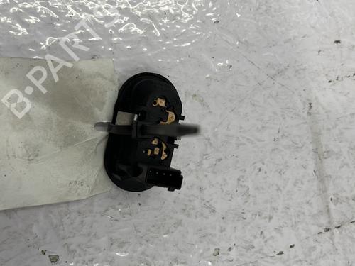 Used Right front window switch Right front window switch OPEL ZAFIRA A MPV (T98) 2.0 DTI 16V (F75) (101 hp) 24981825 24981825