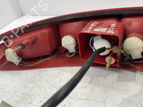 Right taillight PEUGEOT 807 (EB_) 2.2 HDi | BP22831707C35 