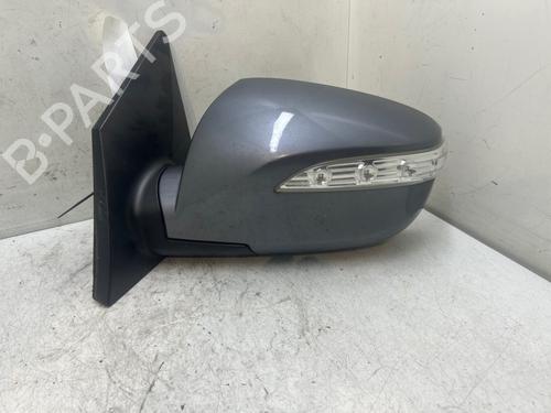 Used Left mirror Left mirror 39600121 39600121