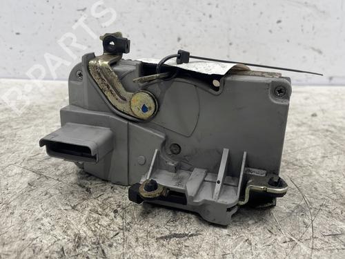 Used Front left lock PEUGEOT 206 Hatchback (2A/C) 1.4 i (75 hp) 24032841