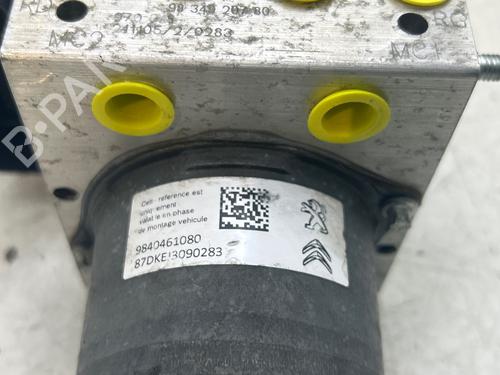 Used ABS pump ABS pump PEUGEOT EXPERT Van (V_) 1.5 BlueHDi 120 (120 hp) 40204421 40204421
