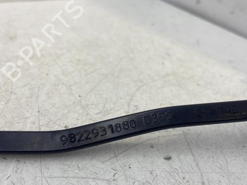 Used Front windshield wiper arm Front windshield wiper arm PEUGEOT 208 II (UB_, UP_, UW_, UJ_) e-208 (136 hp) 29894103 29894103